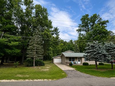 109 Argus Ct