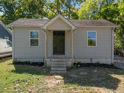 139 Plain Ave