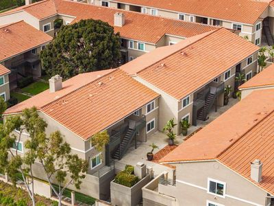 7405 Charmant Dr #2322