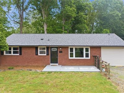 5414 Eastcrest Rd