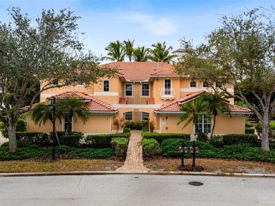 3420 Sunset Key Cir #B