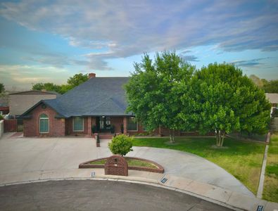 2032 N Vega Ct