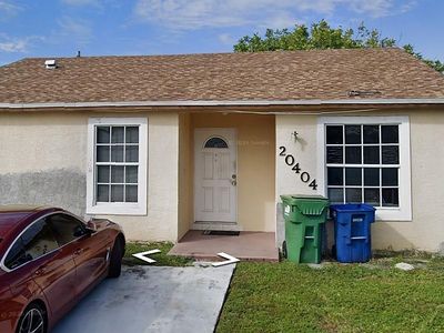 20404 NW 27th Ct