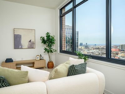 155 Bay St Unit 3102