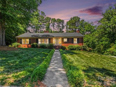 441 Claymont St SE
