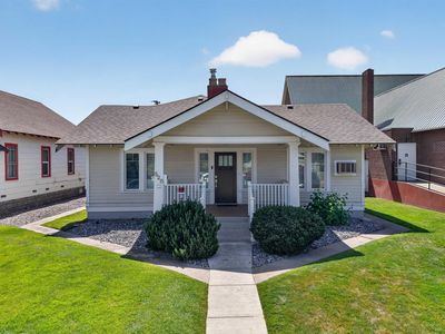 528 W Bonneville St
