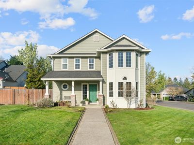 1311 E 16TH Circle
