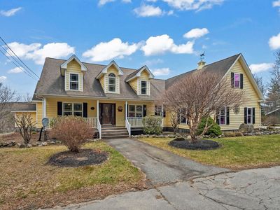 302 Howard Street