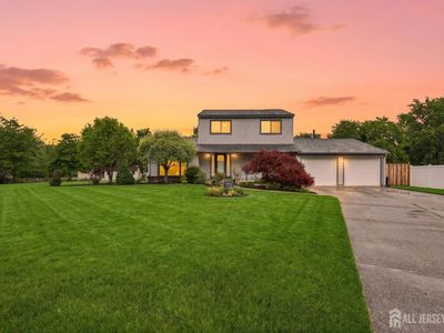 5 Ellis Ct