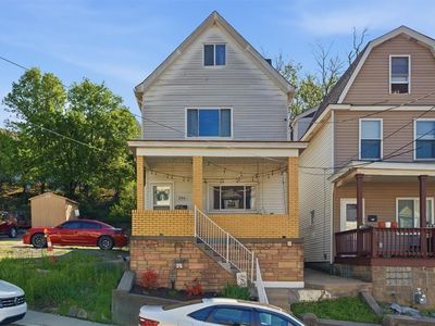 246 Dunseith St