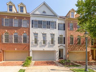 407 Oak Knoll Ter