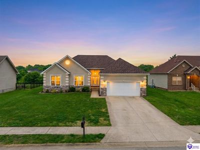 216 S Rushmore Dr