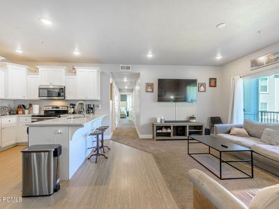 1128 S 820 E UNIT 1201