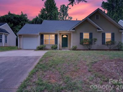 4627 Victory Ln