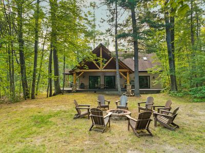 5473 Vacationland Dr
