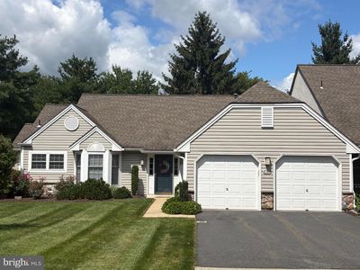 141 Hawthorne Ct