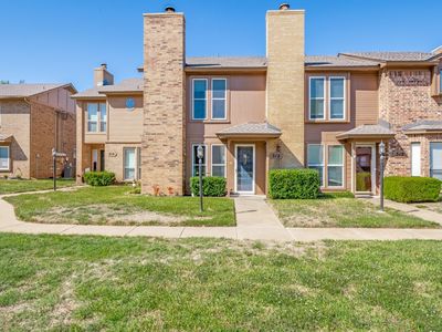512 Pecan Acres Ct