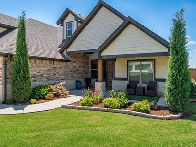 812 Fox Hollow Dr