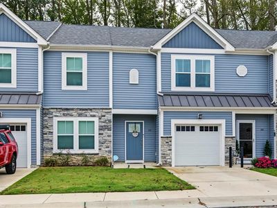 Property at 1003 Ventana St #101, Suffolk, VA