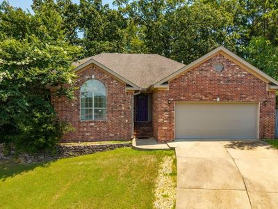 94 Emerald Dr