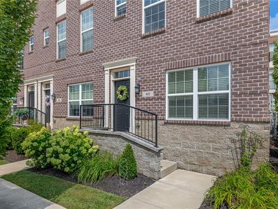 40 N Center St