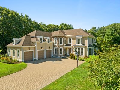 11 Turner Hill Rd