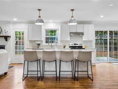 709 Village Green Pkwy