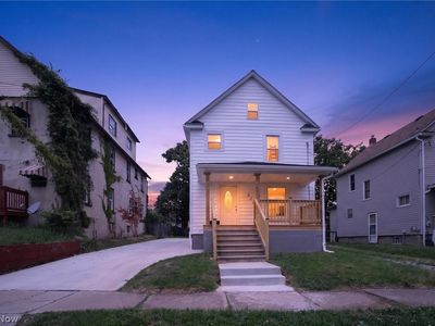 843 Chester Ave