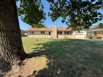 322 Crestwood Dr