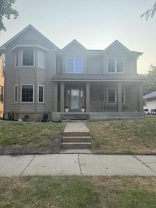 1725 N 19th STREET