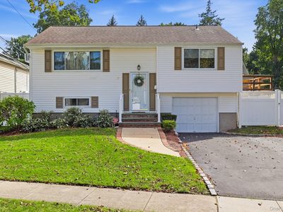 8 Ripley Drive