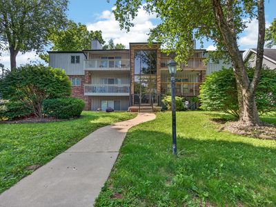 1111 E Jefferson St APT 9