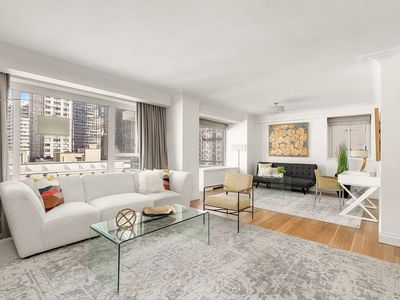 200 E 66th St APT D806