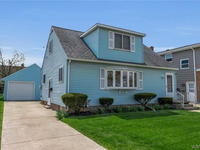 79 Bannard Ave