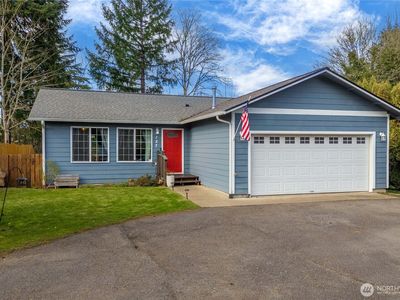 127 Bremerton Boulevard W