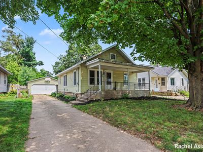 143 Murray St SE