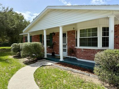 Property at 11215 Russell Dr, Seffner, FL
