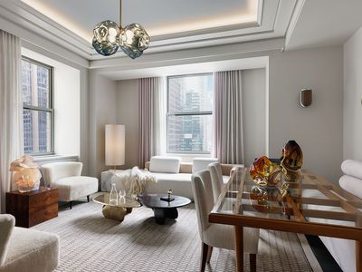 303 Park Ave #3304