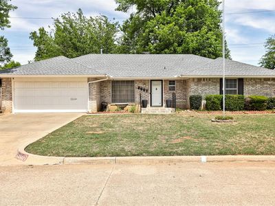 2607 Atwood Dr