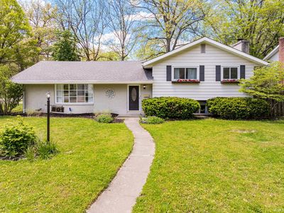 601 N Bittersweet Ln