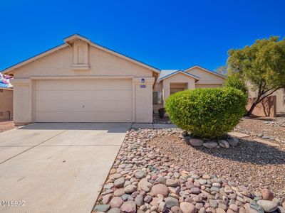 8903 N Soft Winds Dr