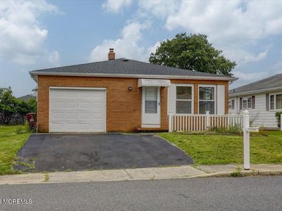 385 Barbados Drive N