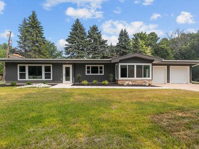 1900 Leonard Point Rd