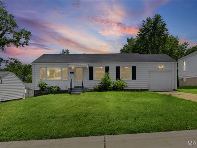 1410 Akron Dr
