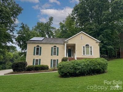2001 Colony Hill Dr