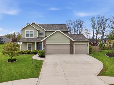 595 Highfields Cv