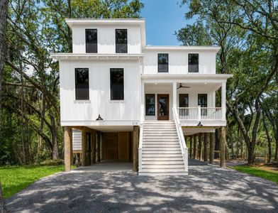 617 Dolphin Rd