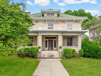 1741 S Main St