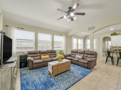 25003 Lakecrest Glen Dr