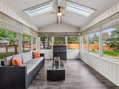 Property at 501 Laredo Ln, Chanhassen, MN